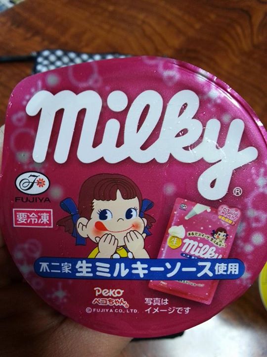 スーパー・コンビニ・その他&nbsp;アイス・ジェラート&nbsp;不二家 milkyアイス 生ミルキーソース使用