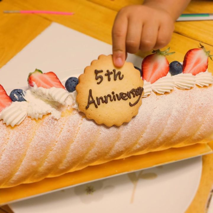 穂の香（ホノカ）&nbsp;ケーキ・タルト&nbsp;お祝いのロールケーキ