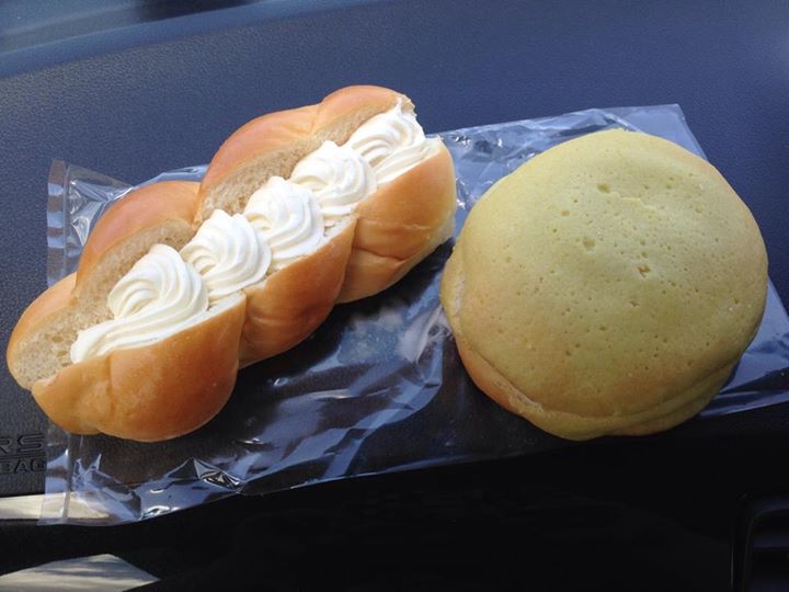 パン工房 キキョーヤ パン ナポリチーズアイスパン、クリームチーズ