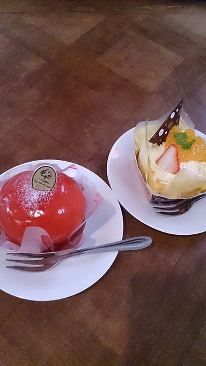 たまごとミルクとりんごの樹 ケーキ・タルト オレンジモンブラン、丸ごと桃ラズベリー