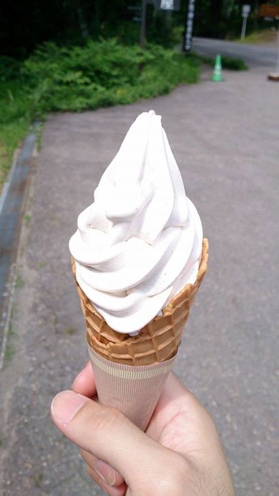 奥社の茶屋(オクシャノチャヤ) アイス・ジェラート 蕎麦ソフト