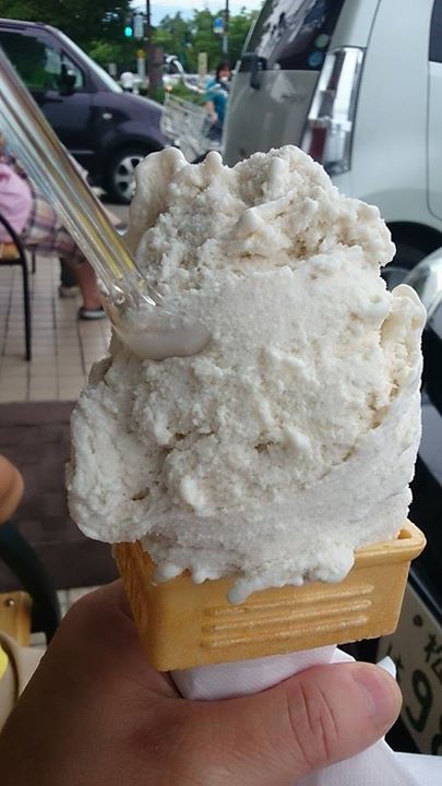 ポッポチーノ（Poppo Cino）&nbsp;アイス・ジェラート&nbsp;5種のベリーとバナナミルクのジェラート