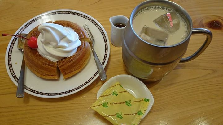 コメダ珈琲店(コメダコーヒーテン) ドリンク,その他スイーツ たっぷりアイスミルクコーヒー、ミニシロノワール