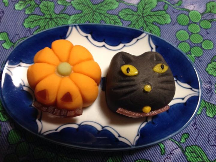 シャトレーゼ 和菓子 ハロウィンかぼちゃ&ハロウィン黒猫の創作和菓子