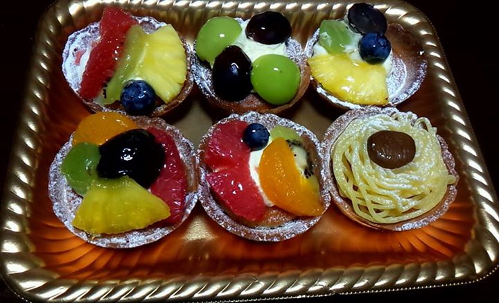いちやまマート&nbsp;ケーキ・タルト&nbsp;可愛いフルーツのタルト、モンブランのタルト