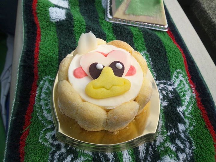 スーパー・コンビニ・その他&nbsp;ケーキ・タルト&nbsp;勝利を重ねろ！ガンズくんティラミス