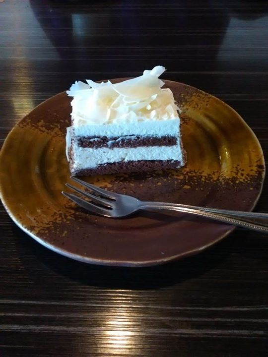 洋麺亭（ヨウメンテイ）&nbsp;ケーキ・タルト&nbsp;ホワイトチョコケーキ