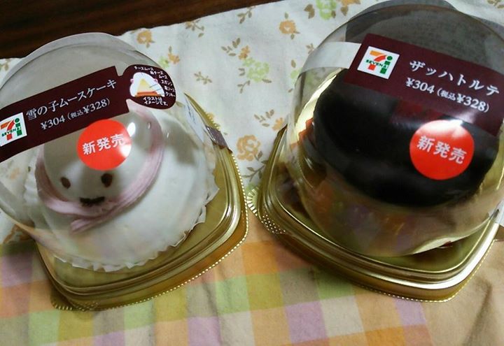 セブンイレブン&nbsp;ケーキ・タルト&nbsp;雪の子ムースケーキ、ザッハトルテ