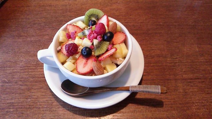 ナチュラル カフェイーナ（Natural Cafeina）&nbsp;その他スイーツ,ドリンク&nbsp;アサイーボール、モカラテコーヒー