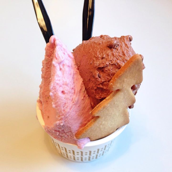 ハルニレ テラス&nbsp;アイス・ジェラート&nbsp;まるごといちごとリッチチョコ