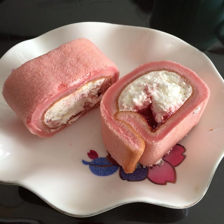 ローソン(LAWSON) ケーキ・タルト,チョコレート もち食感ロール、Meltykiss Party