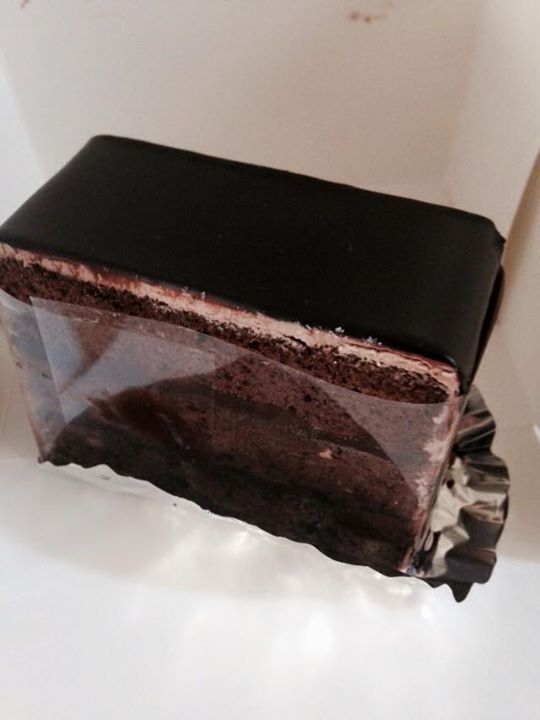 菓子工房ラ・ピュルテ&nbsp;ケーキ・タルト&nbsp;チョコケーキ
