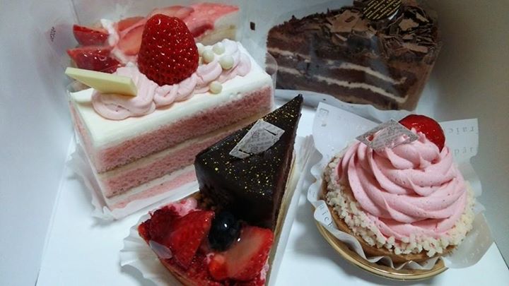 シャトレーゼ ケーキ・タルト 苺とチョコレートのケーキ