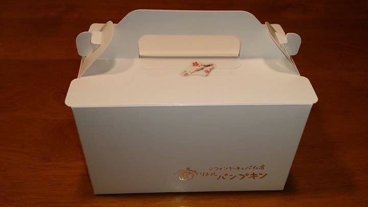 リトルパンプキン ケーキ・タルト,クレープ 紅茶のシフォンケーキ、苺のクレープ