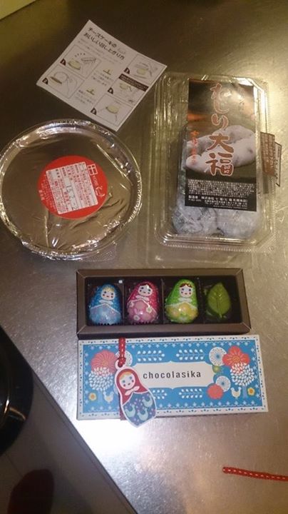 ながの東急百貨店(ナガノトウキュウヒャッカテン) ケーキ・タルト,大福,チョコレート トースターで焼く観音屋のチーズケーキ、ねじり大福、メリーのショコラーシカ