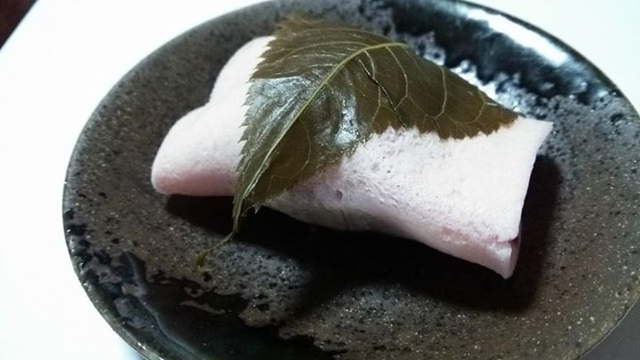 福田屋製菓舗(フクダヤセイカホ) 桜もち 桜餅、バナナボート