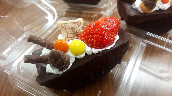 いちやまマート&nbsp;ケーキ・タルト&nbsp;コアラのマーチとたけのこの里のケーキ