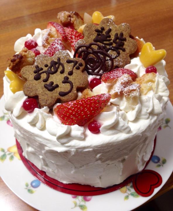てんしのけーき&nbsp;ケーキ・タルト&nbsp;チョコレートシフォンのバースデーケーキ