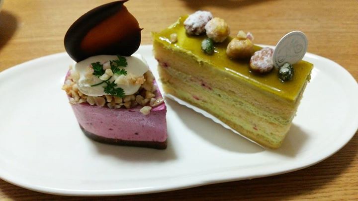 モン・シェリ&nbsp;ケーキ・タルト&nbsp;モンシェリのピスタチオのケーキ、りんごの木のイチゴショートケーキ他