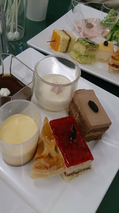 りんごの木（リンゴノキ）&nbsp;ケーキ・タルト,パイ,プリン&nbsp;チョコレートケーキ、アップルパイ、プリン他