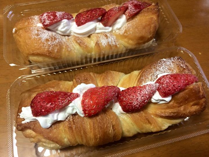 DELICIA（デリシア）&nbsp;パン&nbsp;いちごのデニッシュ