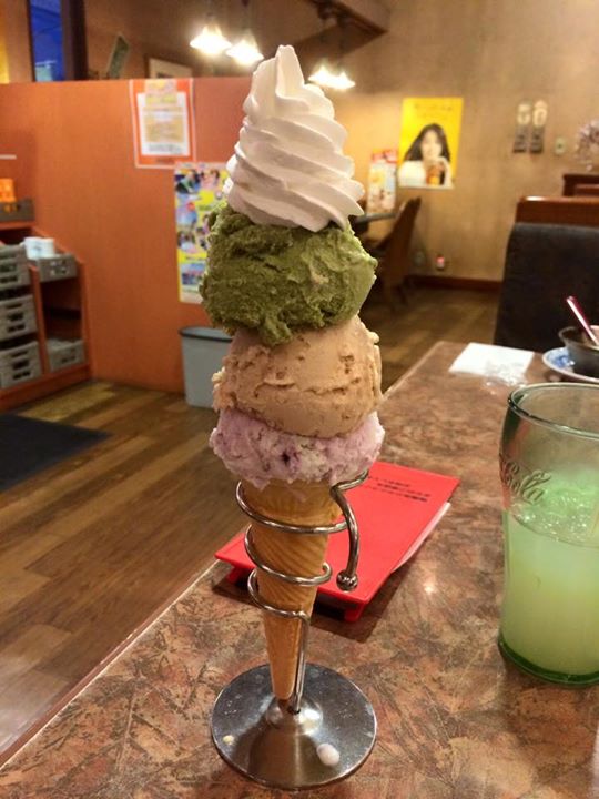 焼肉のバーンズ&nbsp;アイス・ジェラート&nbsp;抹茶、キャラメルクッキー、ブルーベリーヨーグルトのアイス