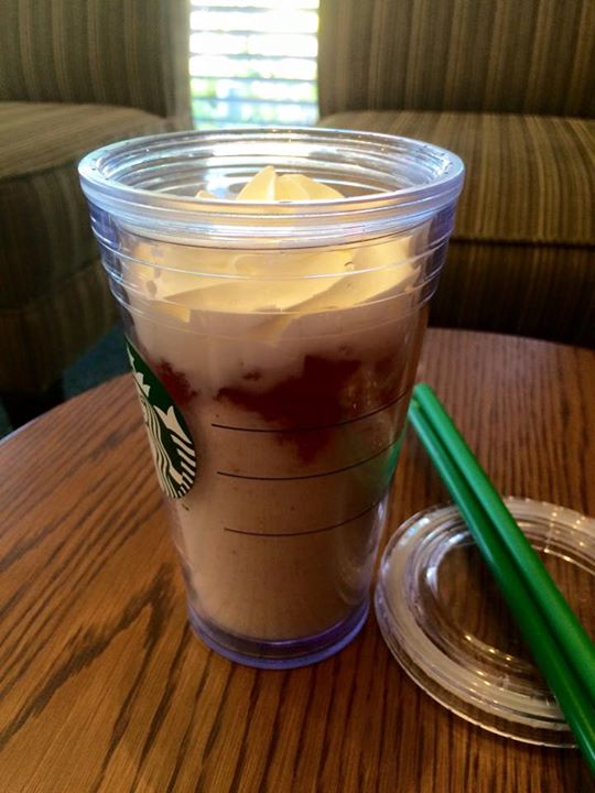 スターバックス コーヒー ジャパン（Starbucks Coffee Japan）&nbsp;ドリンク&nbsp;ストロベリーとヨーグルトのフラペチーノ