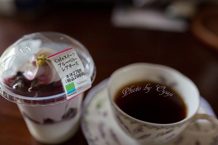 ファミリーマート（FamilyMart）&nbsp;その他スイーツ&nbsp;cafeスイーツ ブルーベリーレアチーズ