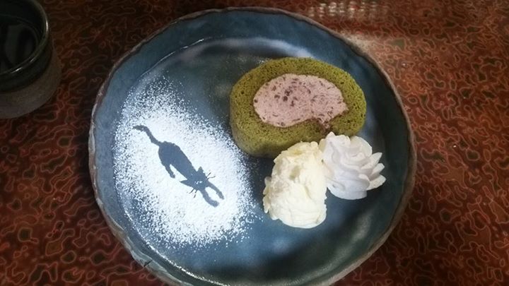 Cafe風和(フウワ) ケーキ・タルト 抹茶ロール、ピスタチオのロールケーキ、豆腐と黒ごまのケーキ