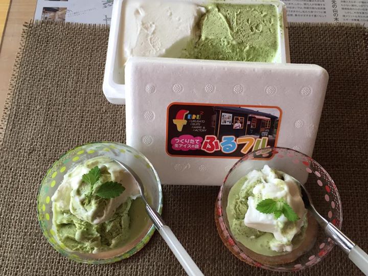 ふるフル アイス・ジェラート 抹茶と蜂蜜ヨーグルトの 生アイス