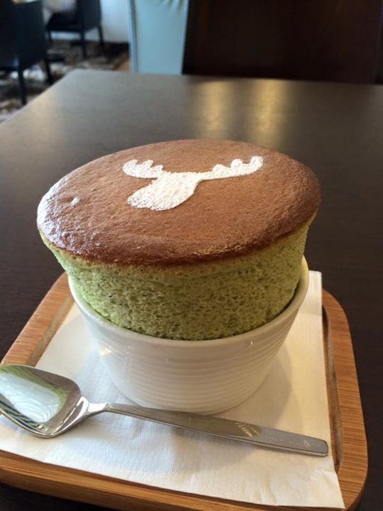 cafe ELK(カフェエルク) ケーキ・タルト 飯山スフレ 抹茶味