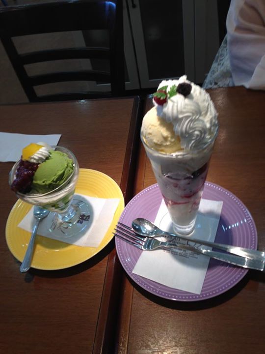 パティスリーヒラノ(cafe HIRANO) パフェ・サンデー 抹茶パフェ、クリームダンジュパフェ