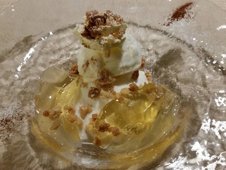 フフレキッチン アイス・ジェラート ヨーグルトのアイスとメープル風味のムース
