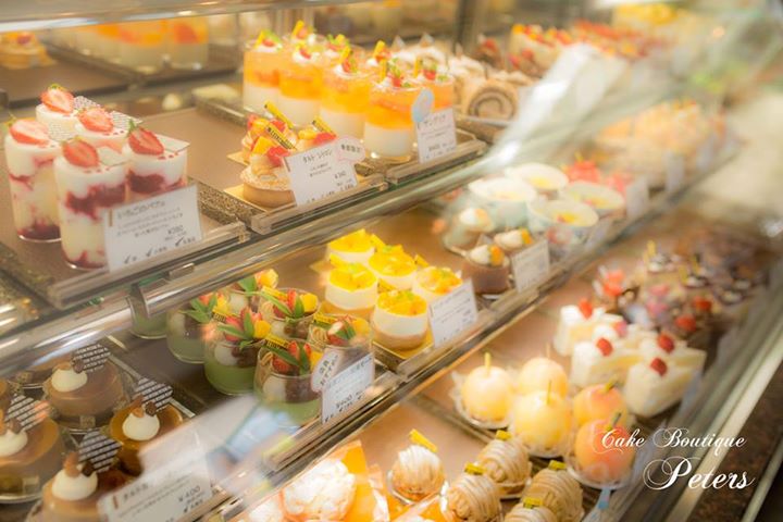 Cake Boutique Peters(ケーキブティックピータース) ケーキ・タルト まるごと桃のタルト