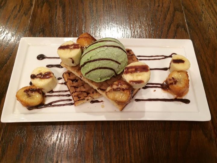 新小路カフェ(SHINKOJI CAFE) ワッフル,ドリンク Shinkoji waffle、カフェモカ