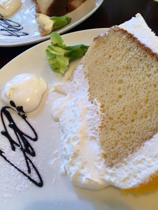 ダイニングキッチンはなぐるま&nbsp;ケーキ・タルト&nbsp;オレンジシフォン&レモンシフォンケーキ