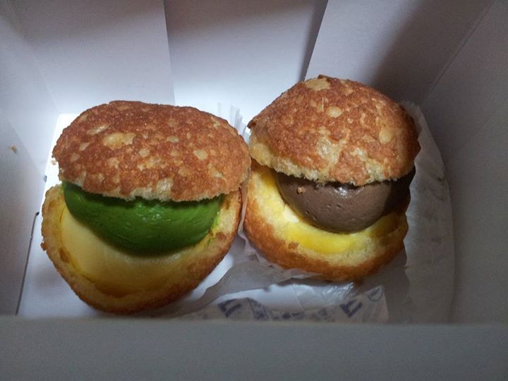 桜井甘精堂(サクライカンセイドウ) シュークリーム MIDORIシュー(抹茶)とブラウンシュー(ほうじ茶)