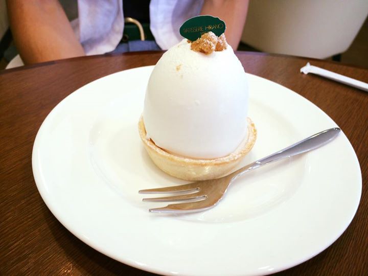 パティスリーヒラノ(cafe HIRANO) ケーキ・タルト,パイ サクランボのケーキ、桃とブルーベリーのパイ