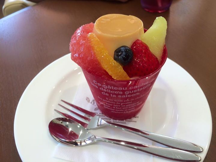 パティスリーヒラノ(cafe HIRANO) プリン,ケーキ・タルト,パフェ・サンデー プリンアラモード、桃ロール、クリームブリュレパフェ
