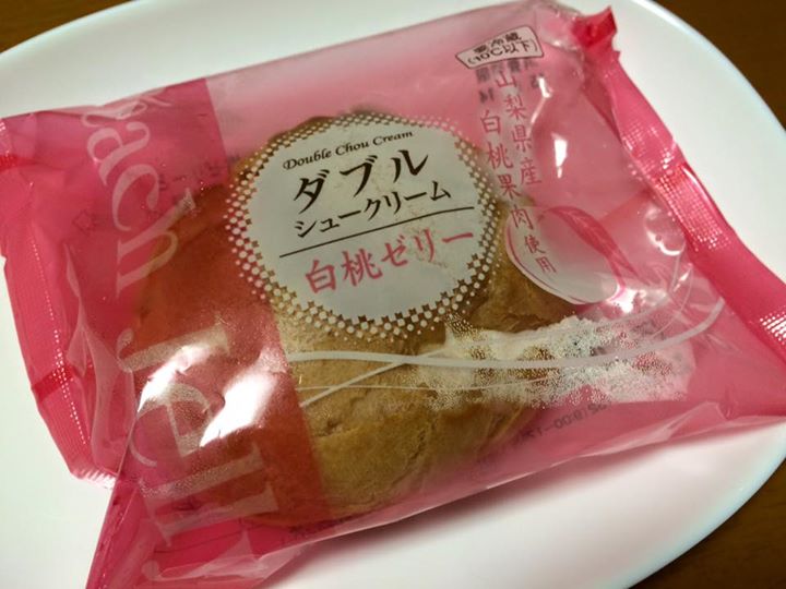 シャトレーゼ シュークリーム ダブル シュ一クリーム 白桃ゼリー