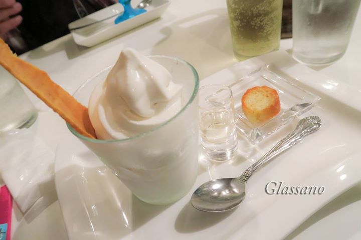Glassano(グラサーノ) アイス・ジェラート バニラソフトのリキュールがけ