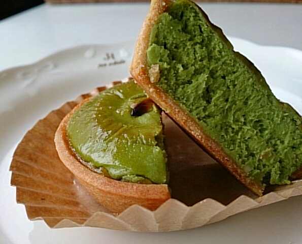 お茶元みはら胡蝶庵（コチョウアン）&nbsp;ケーキ・タルト&nbsp;抹茶とチーズの『濃いタルト』