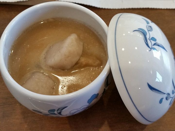 台湾茶館 珠露(シュロ) その他スイーツ 黑糖薑汁豆花(黒糖生姜豆花)・~芋圓芋頭湯~温(芋餅のタロイモ湯)