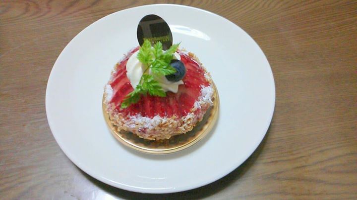 菓子工房フォンティーヌ&nbsp;ケーキ・タルト&nbsp;いちごのタルト