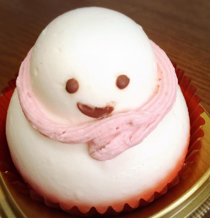 セブンイレブン&nbsp;ケーキ・タルト&nbsp;雪の子ムースケーキ