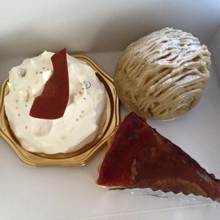 お菓子工房(オカシコウボウ) ケーキ・タルト シャンパンムース、和栗のモンブラン、紅玉のタルト
