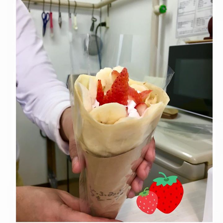 ひふみよクレープ&nbsp;クレープ&nbsp;春の苺とバナナと生クリームのクレープ