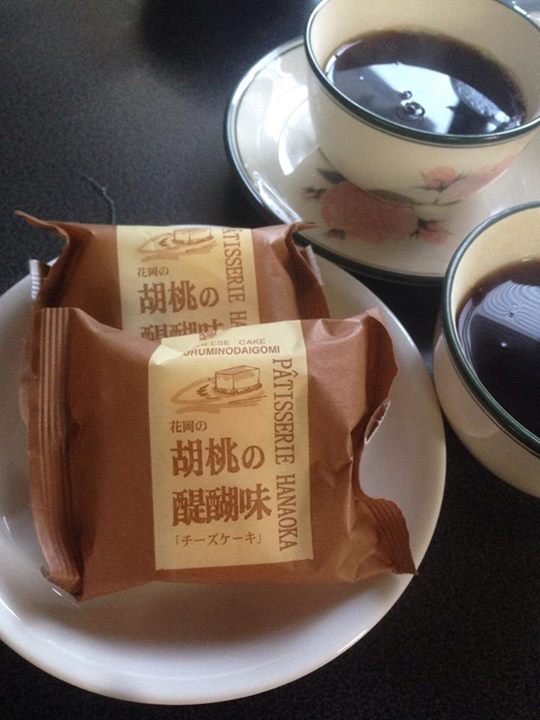 花岡(ハナオカ) ケーキ・タルト 胡桃の醍醐味(チーズケーキ)