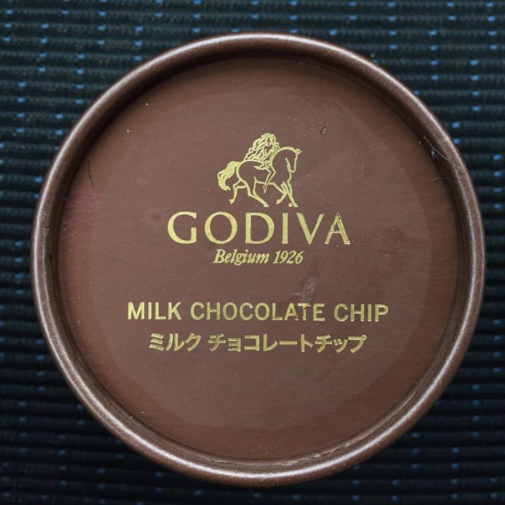 セブンイレブン&nbsp;アイス・ジェラート&nbsp;ゴディバ ミルク チョコレートチップ