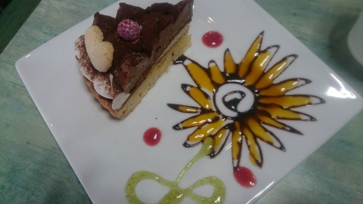 スイートアージェ&nbsp;ケーキ・タルト&nbsp;チョコタルト